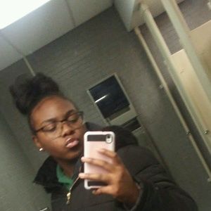 Meet your Posher, Jayla